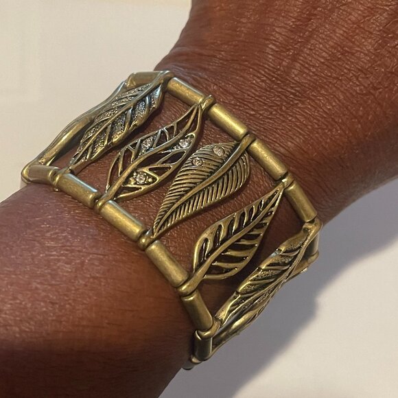 VINTAGE BRASS LEAF WITH RHINESTONES BRACELET - Picture 2 of 3